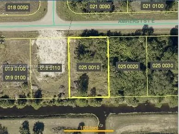 1230 Amherst St E, Lehigh Acres, FL 33974