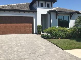 11555 Onyx Cir, Fort Myers, FL 33913