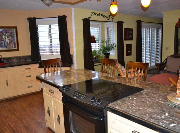 3rd image of 3014 Tipperary Ln