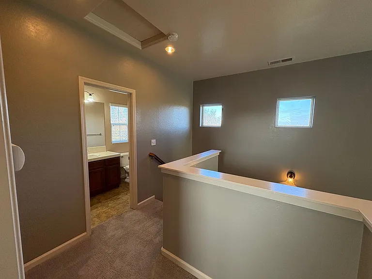 3310 N Tilden Ct — Photo 6