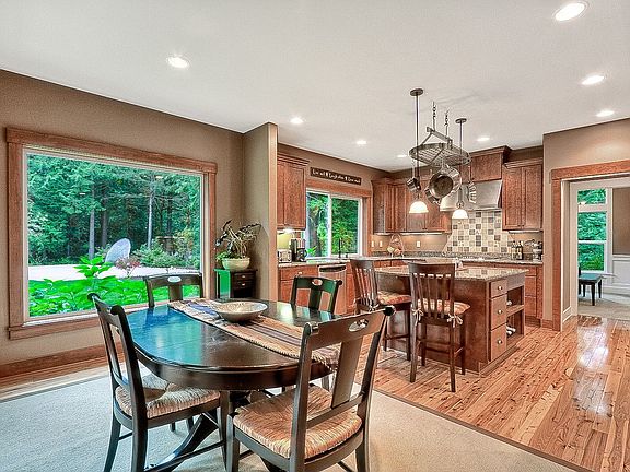 Informal eating area