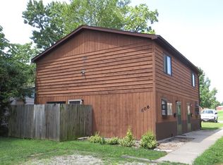 606 S Logan Ave, Carbondale, IL 62901