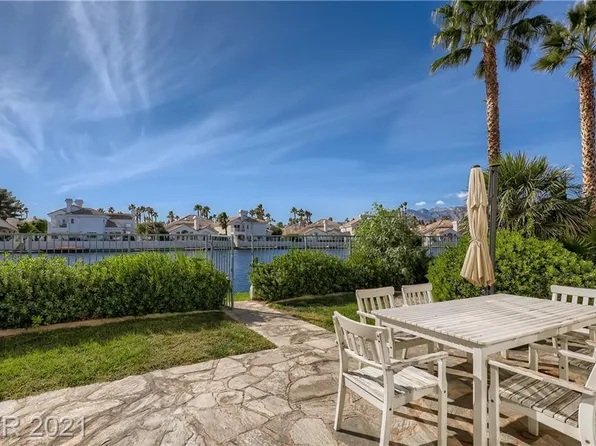 2933 Channel Bay Dr, Las Vegas, NV 89128