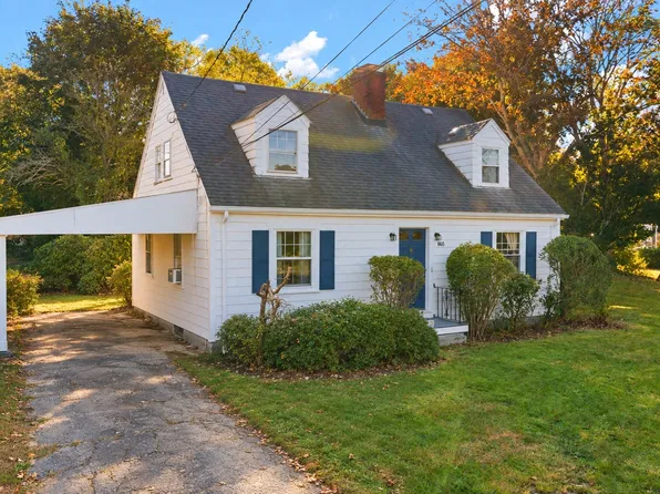 865 Smith Neck Rd, Dartmouth, MA 02748