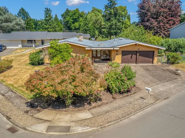 19555 NW Melrose Dr, Portland, OR 97229