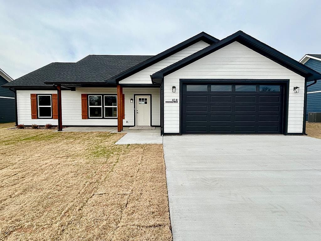 414 N Edgewood Dr, Coffeyville, KS 67337 MLS 47860 Zillow