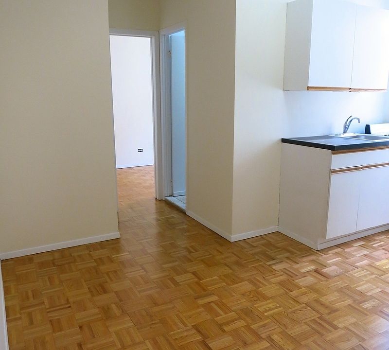 1st image of 527 E 78th St APT 5G