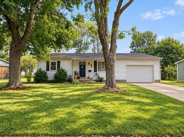 1506 N Truman St, Robinson, IL 62454
