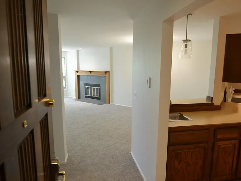 1520 15th Ave E #24 — Photo 3
