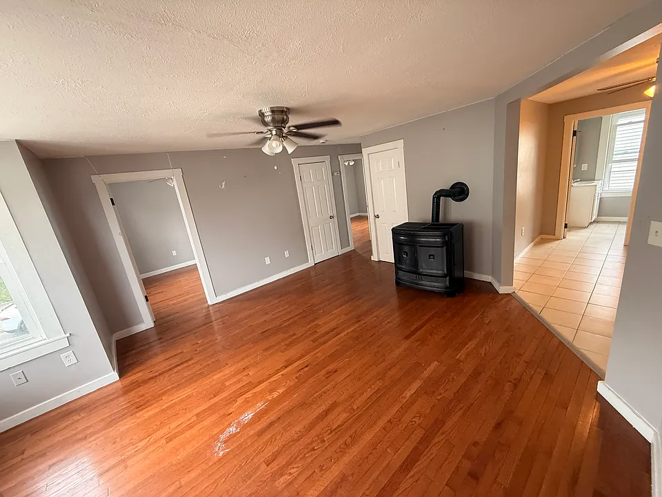 139 Pitman St #2E