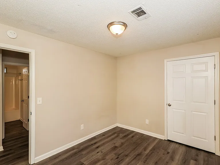 1310 Waterton Trl — Photo 13