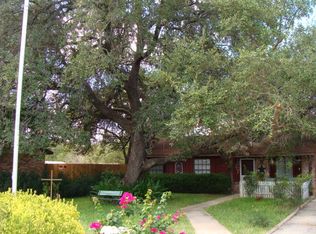 320 Bohme St, Uvalde, TX 78801