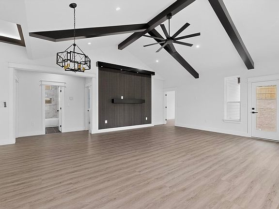 4th image of 5803 Plum Dale Rd