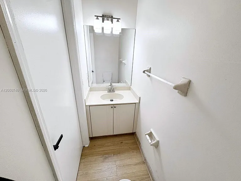 10341 SW 18th St — Photo 28