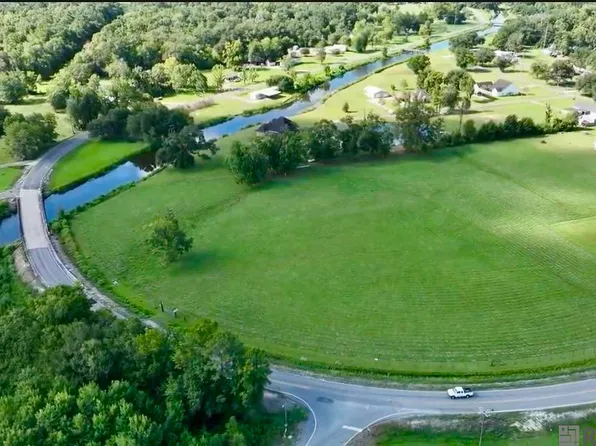 46093 Stringer Bridge Rd, Saint Amant, LA 70774
