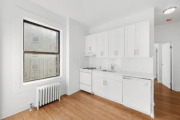 Rented by REAL New York | media 7
