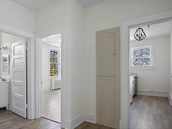 2nd image of 212 W 6th St #11251007