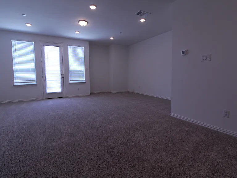 1221 Doris May Dr — Photo 23