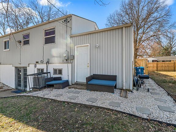 4th image of 10516 Castle Dr