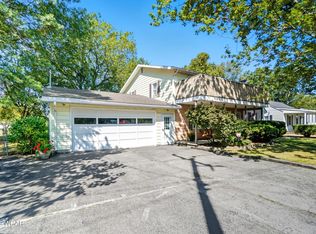 422 S Roberts Ave, Lima, OH 45804