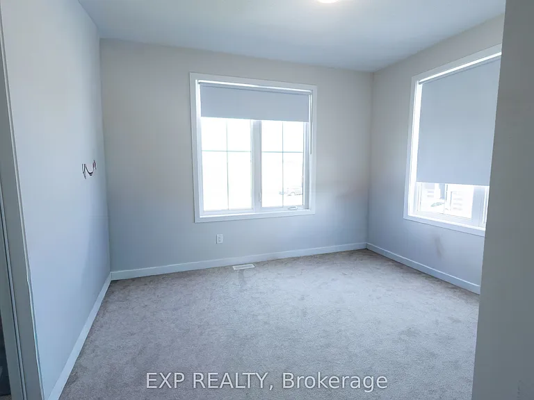 1038 Showman St — Photo 19