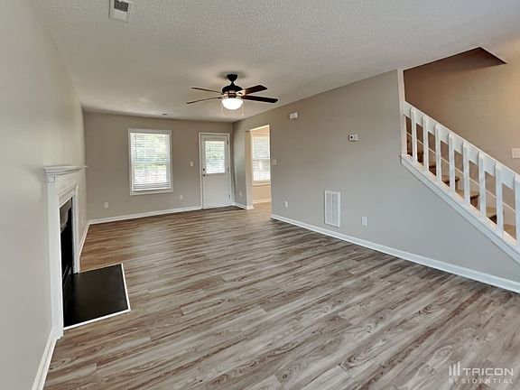 2nd image of 3992 Briargate Dr
