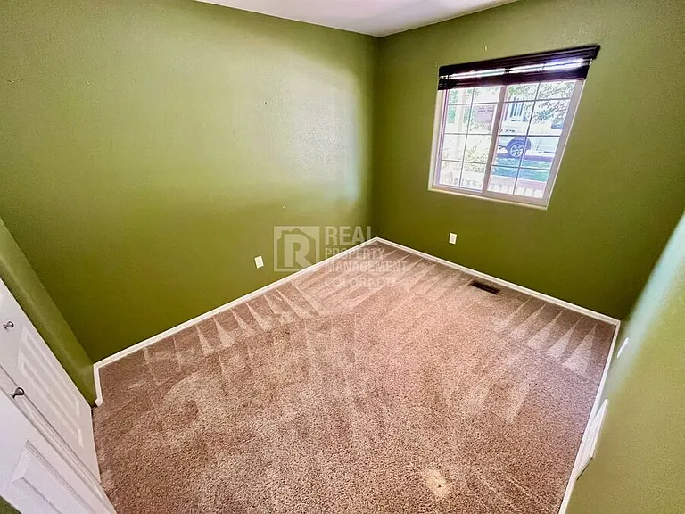 1574 S Growers Dr — Photo 9