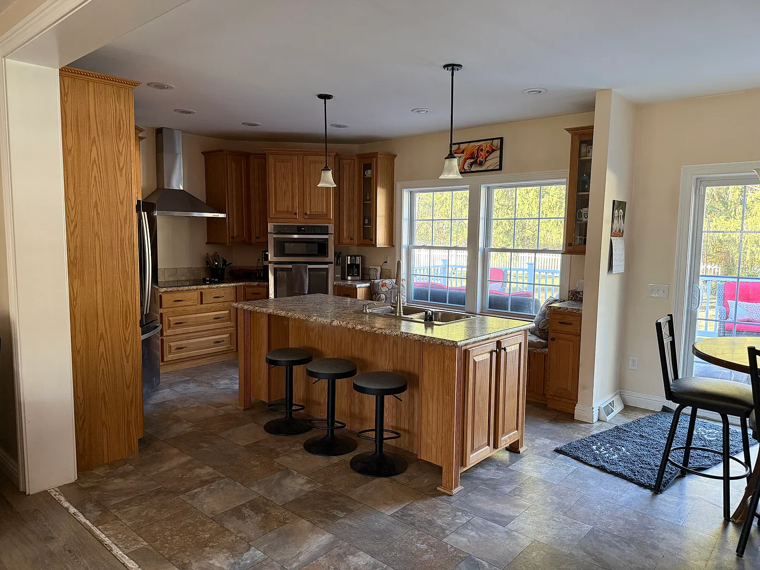 3 bed, 2.5 bath, 1780 sqft, $4,100 — Photo 3