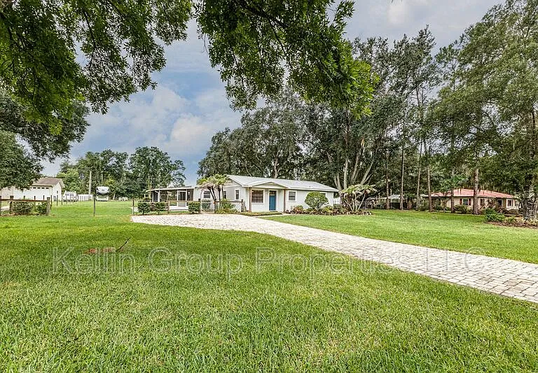 2220 Mini Ranch Rd — Photo 2