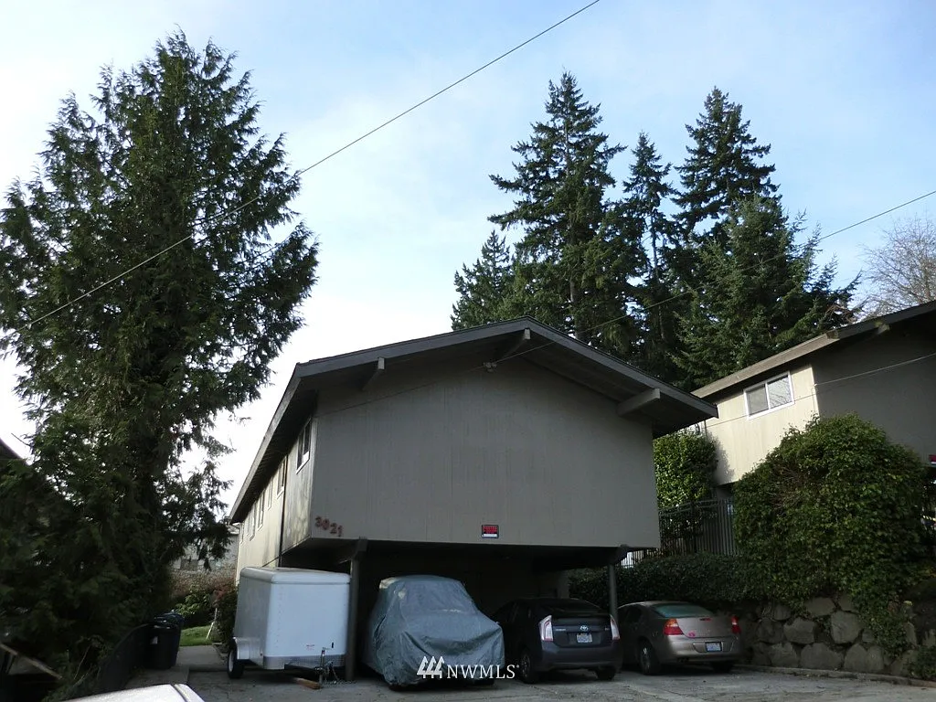3021 NE 140th Street photo 1