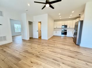 398B Lantz Rd #B, Edinburg, VA 22824