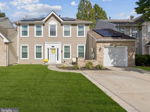 7 Meadowbrook Dr, Westampton, NJ 08060