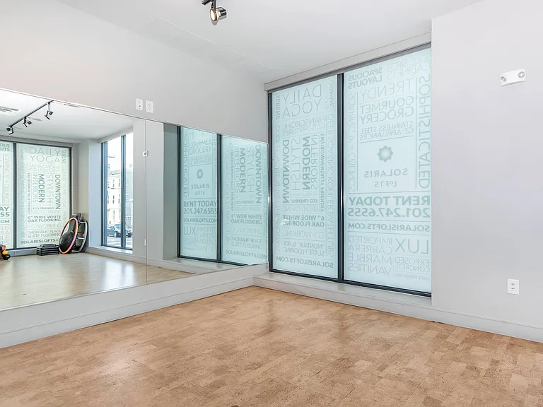 Solaris Lofts — Photo 11