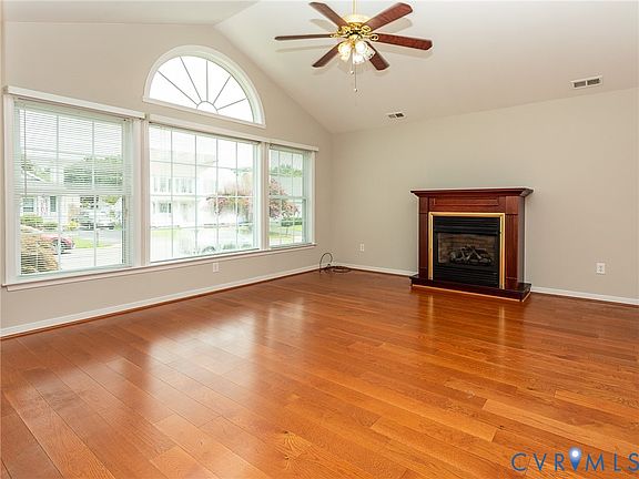 3rd image of 6059 Shiloh Pl