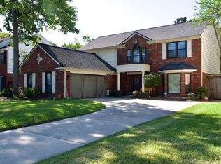 29 Dover Dr, Conroe, TX 77304