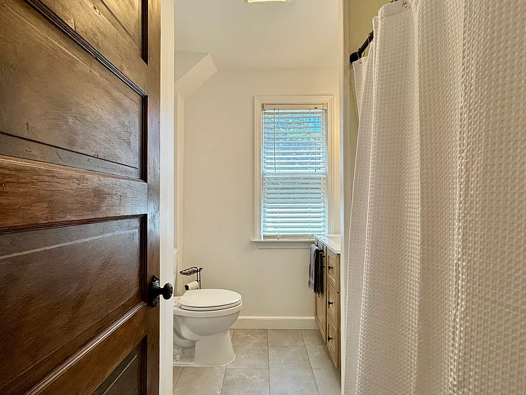 69 Morse Ave — Photo 17