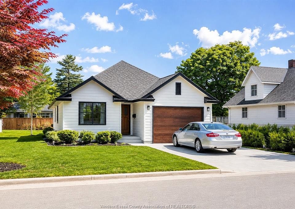 1st image of 164 McLeod Ave