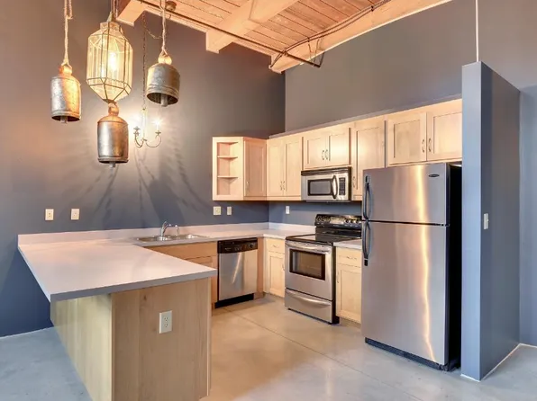 127 5th St NE #E-103, Minneapolis, MN 55413