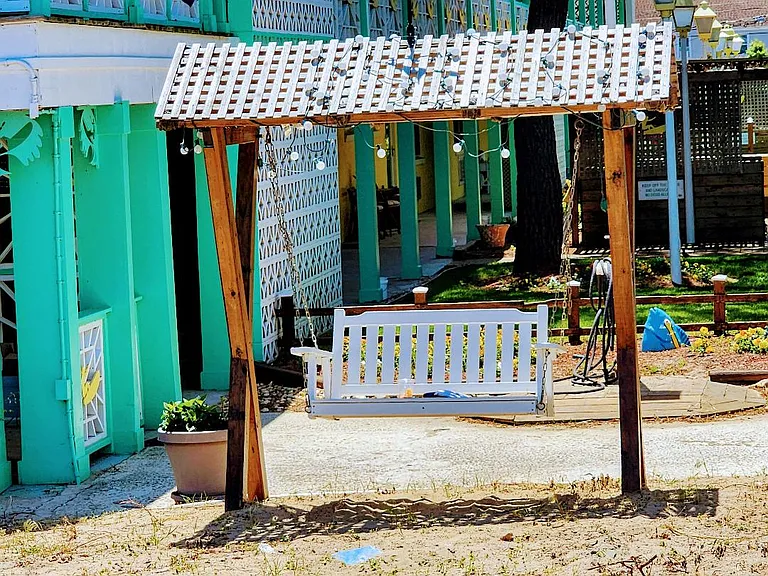 Beachfront Swing