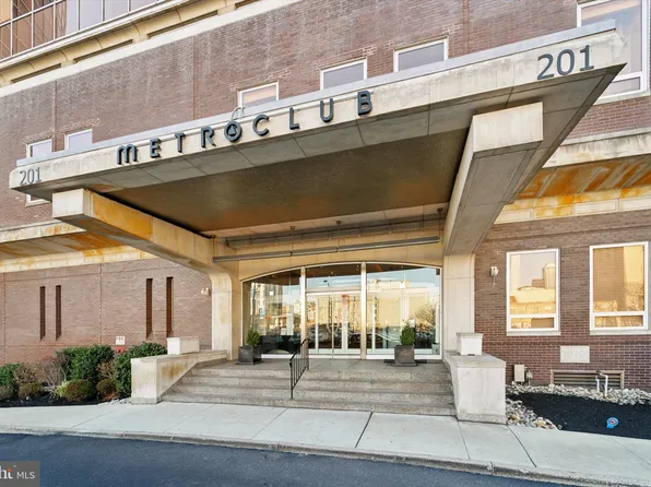 201 N 8th St Unit 104, Philadelphia, PA 19106