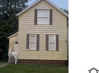 3061 E 67th St, Cleveland, OH 44127