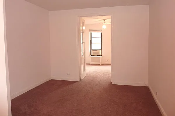 Rented by Corcoran | media 14