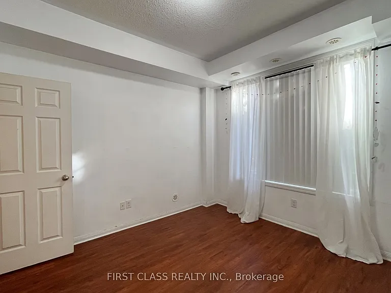 2891 Rio Ct #10 — Photo 6