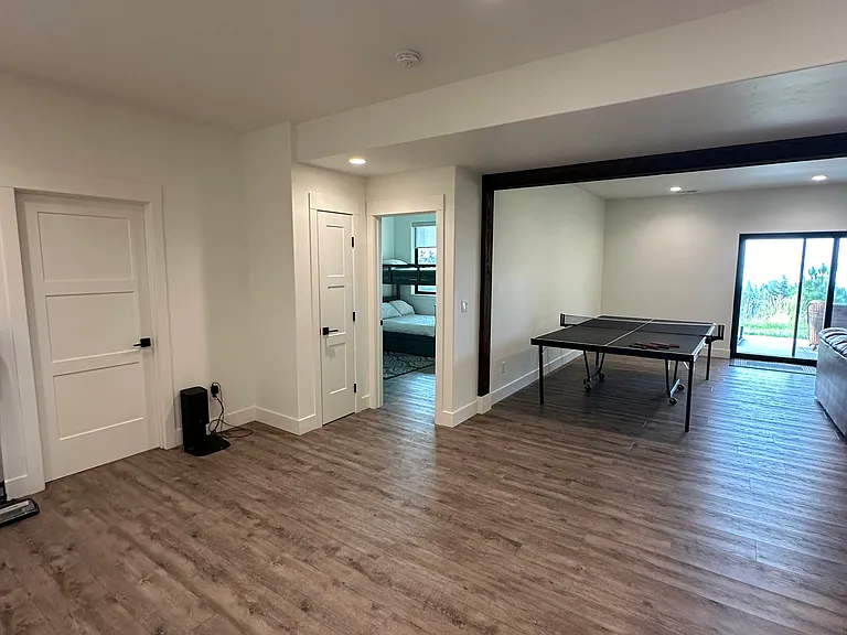 65 Kamloop Ct — Photo 14