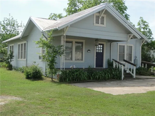 108 N Mignonette, Kosse, TX 76653