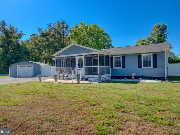 1246 Grants Hill Church Rd, Montross, VA 22520