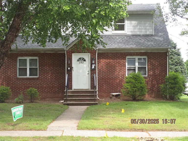 143 Vineyard Rd — Photo 1