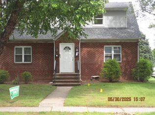 143 Vineyard Rd, Edison, NJ 08817