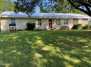 130 Simmons St, Henderson, TN 38340