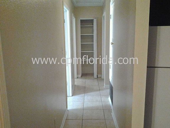 5th image of 1402 E Clio Dr